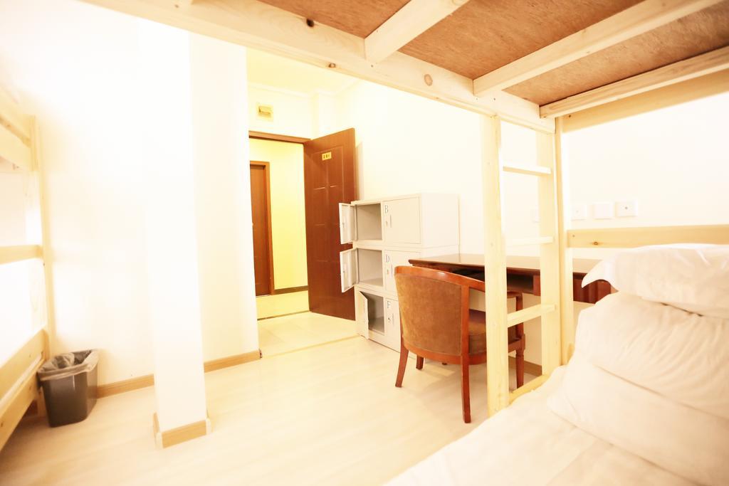 Beijing Granary International Hostel Exterior photo